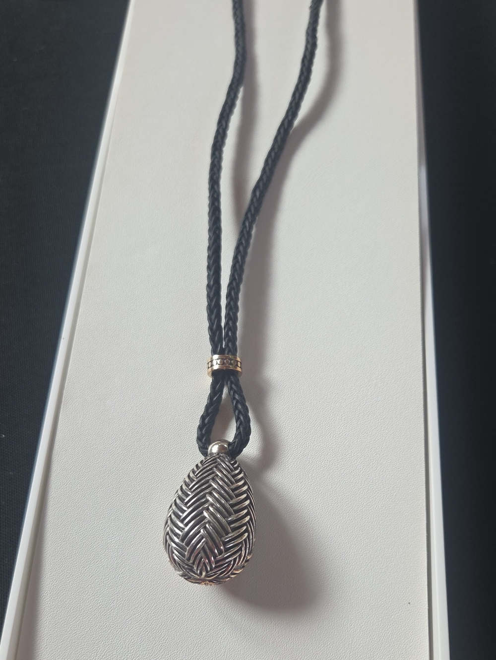 Brighron Woven Teardrop Pendant Necklace in Black and Silver